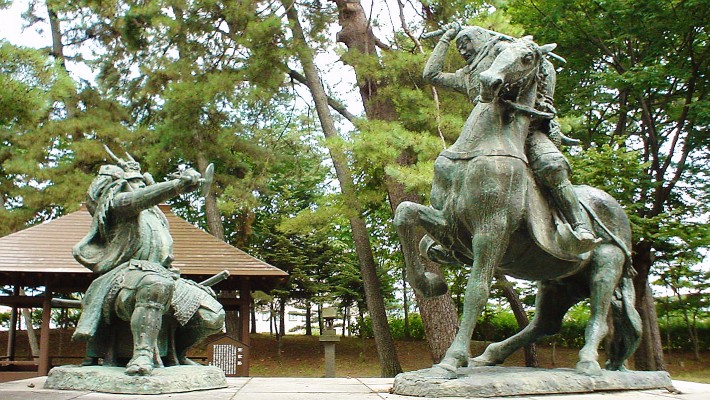 川中島古戦場銅像