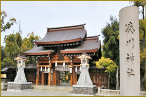 湊川神社の正門